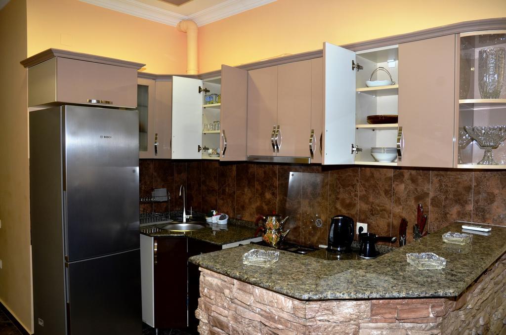 Appartement Batumi Flats Extérieur photo